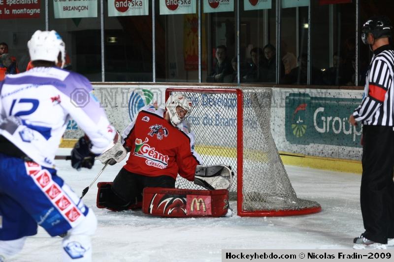 Briançon  3 - 2 Avignon