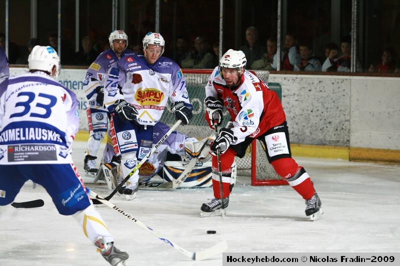Briançon  3 - 2 Avignon