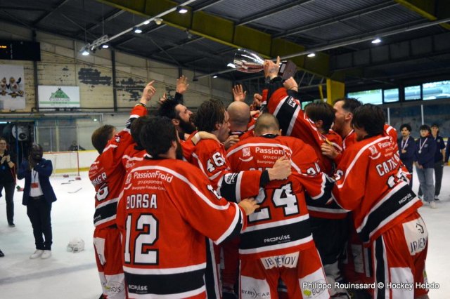 Photo hockey match Dijon  - Châlons-en-Champagne le 05/05/2024