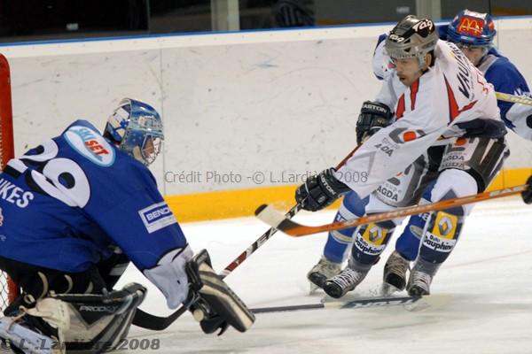 Mont-Blanc 1 - 4 Grenoble 