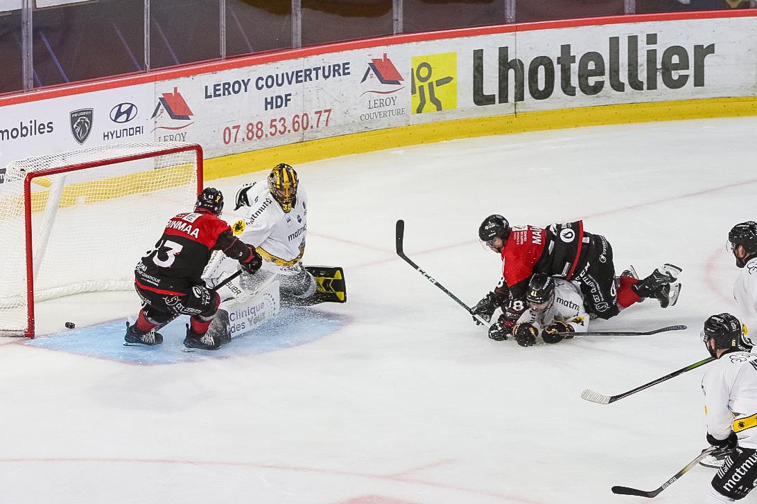 Amiens  5 - 2 Rouen