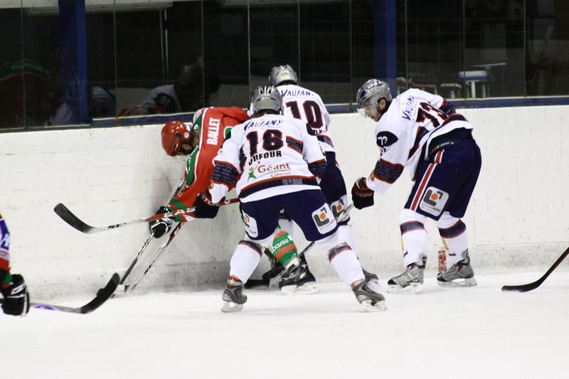 Mont-Blanc 4 - 5 Grenoble 
