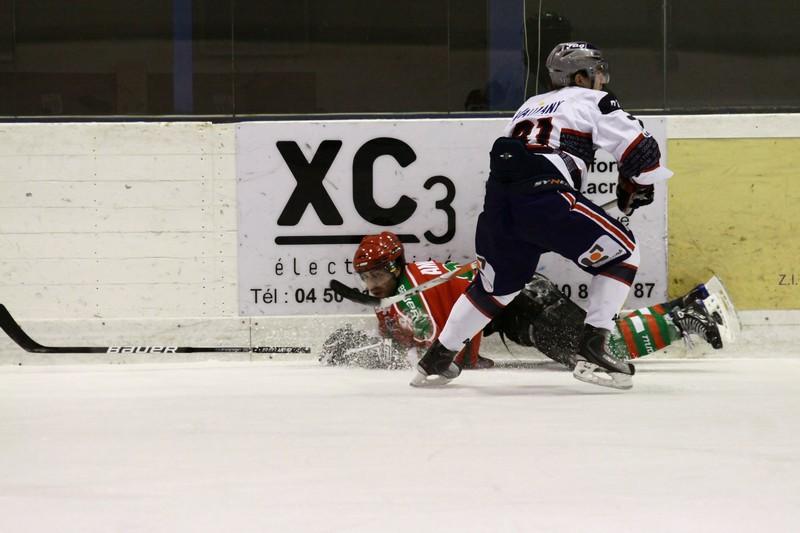 Mont-Blanc 4 - 5 Grenoble 
