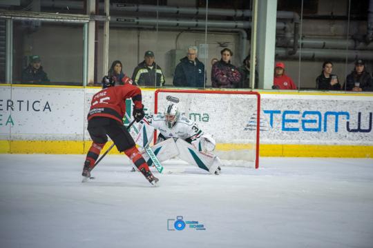 Chamonix  3 - 4 Anglet