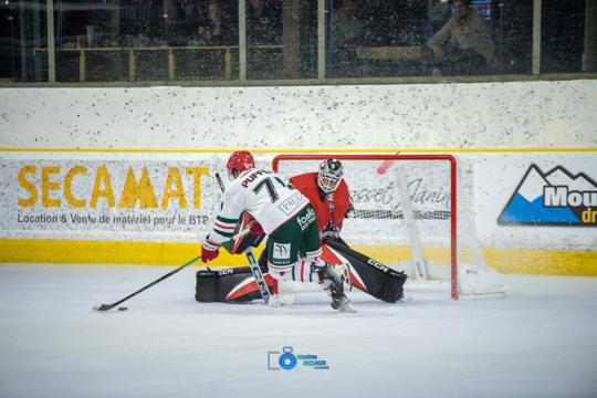 Chamonix  3 - 4 Anglet