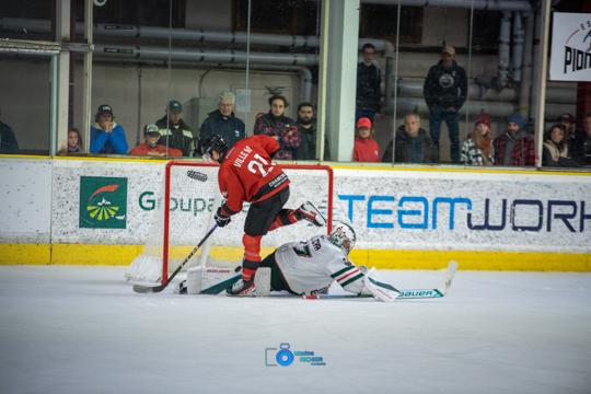 Chamonix  3 - 4 Anglet