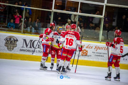 Chamonix  5 - 4 Grenoble 