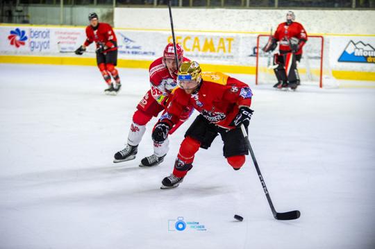 Chamonix  5 - 4 Grenoble 