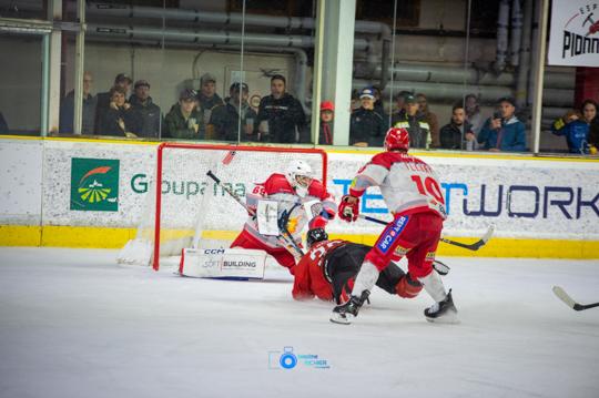 Chamonix  5 - 4 Grenoble 