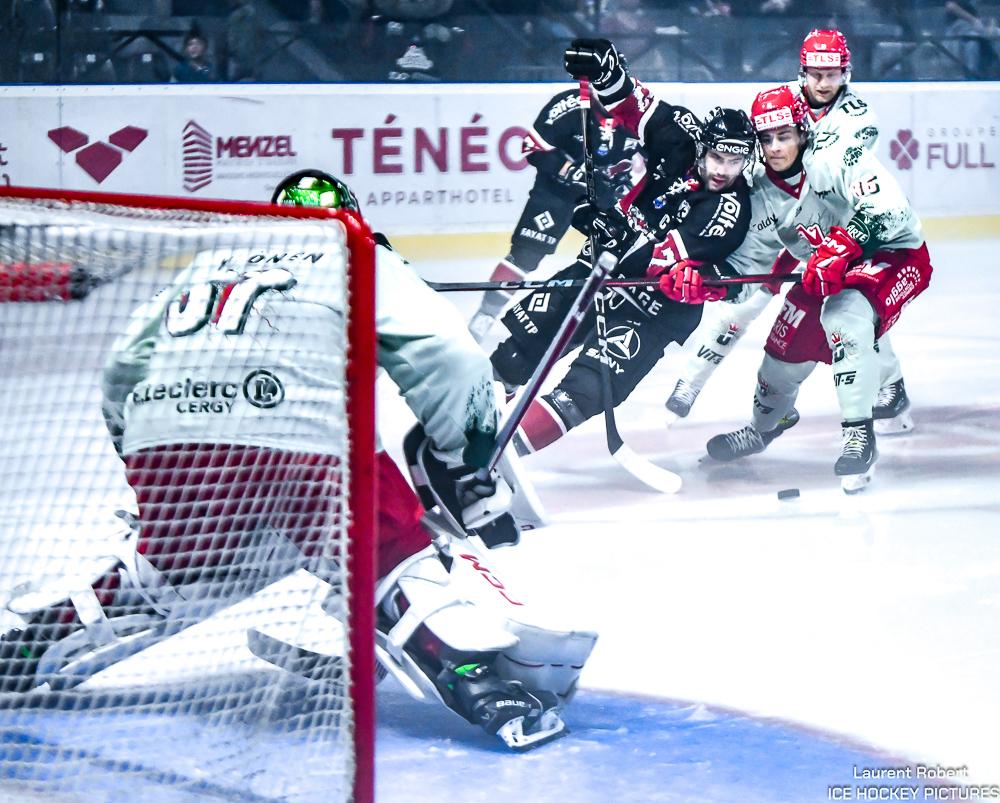 Bordeaux 6 - 4 Cergy-Pontoise