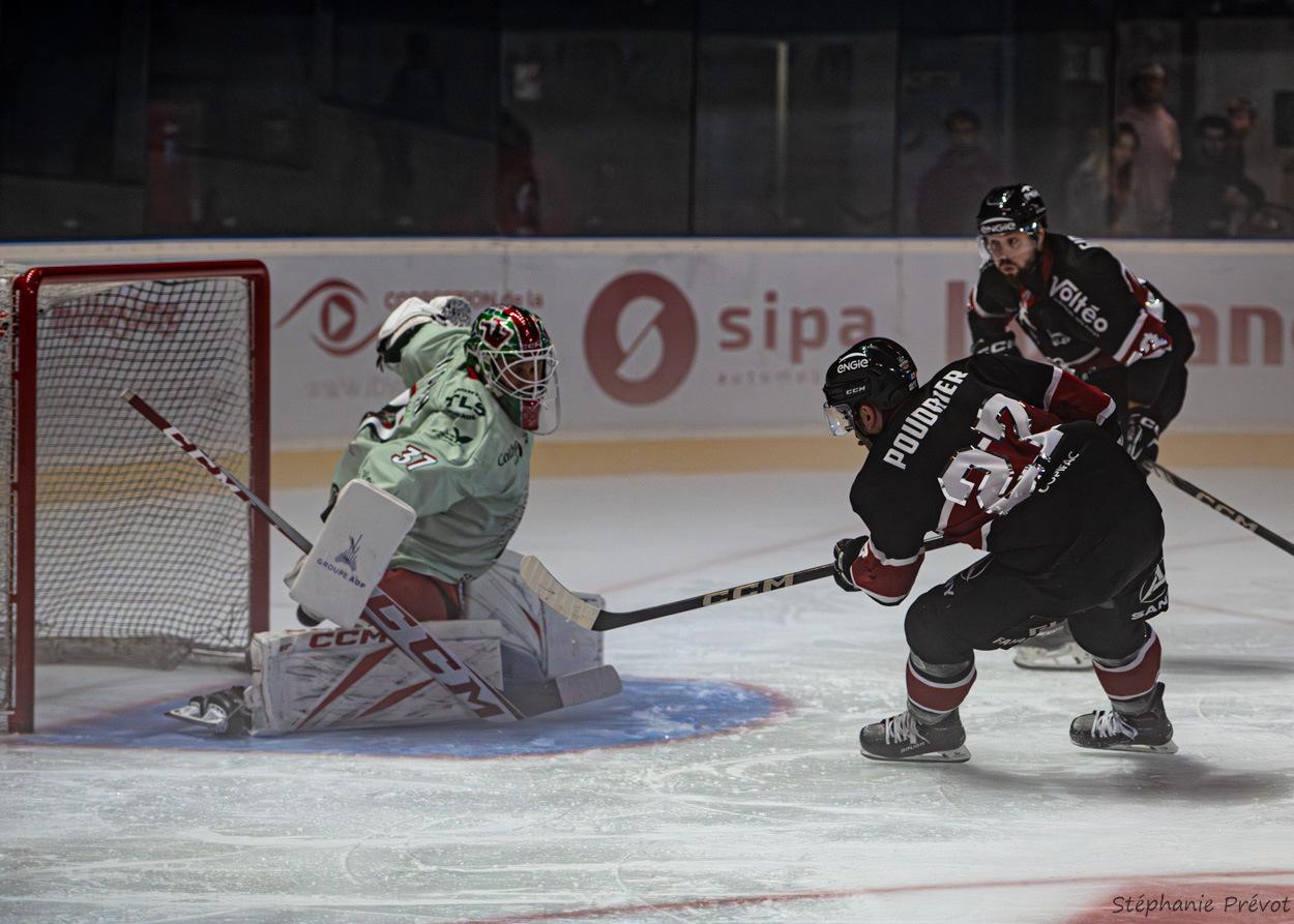 Bordeaux 6 - 4 Cergy-Pontoise