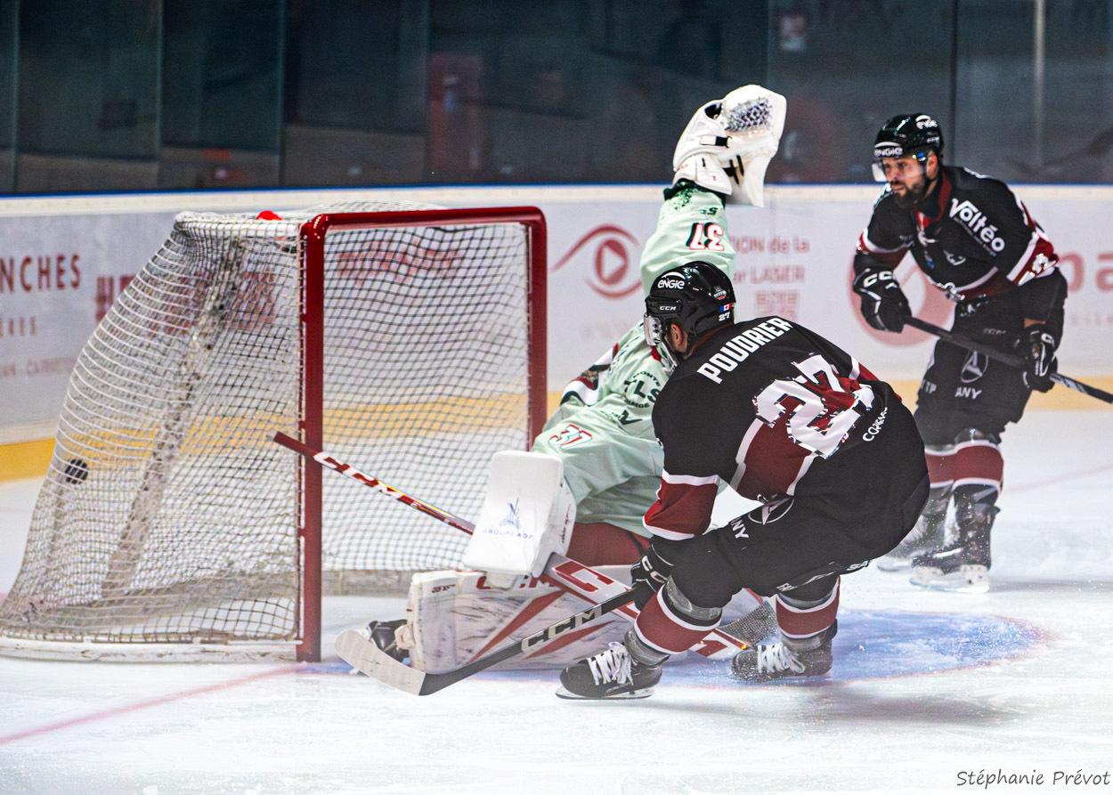 Bordeaux 6 - 4 Cergy-Pontoise