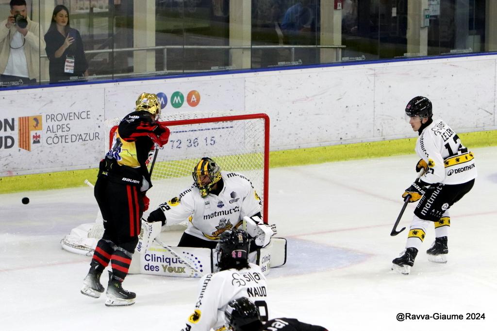 Nice 2 - 0 Rouen