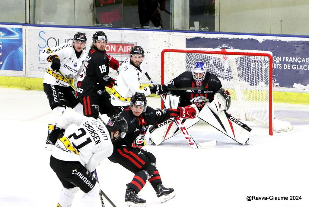 Nice 2 - 0 Rouen