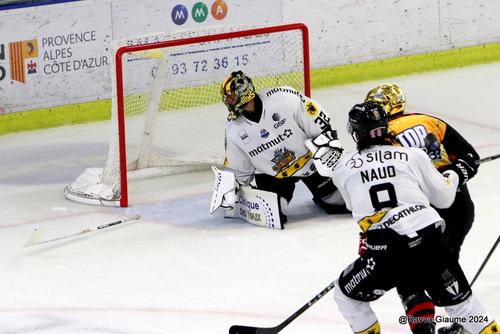 Nice 2 - 0 Rouen