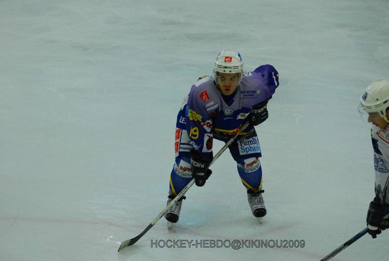 Avignon 8 - 7 Reims