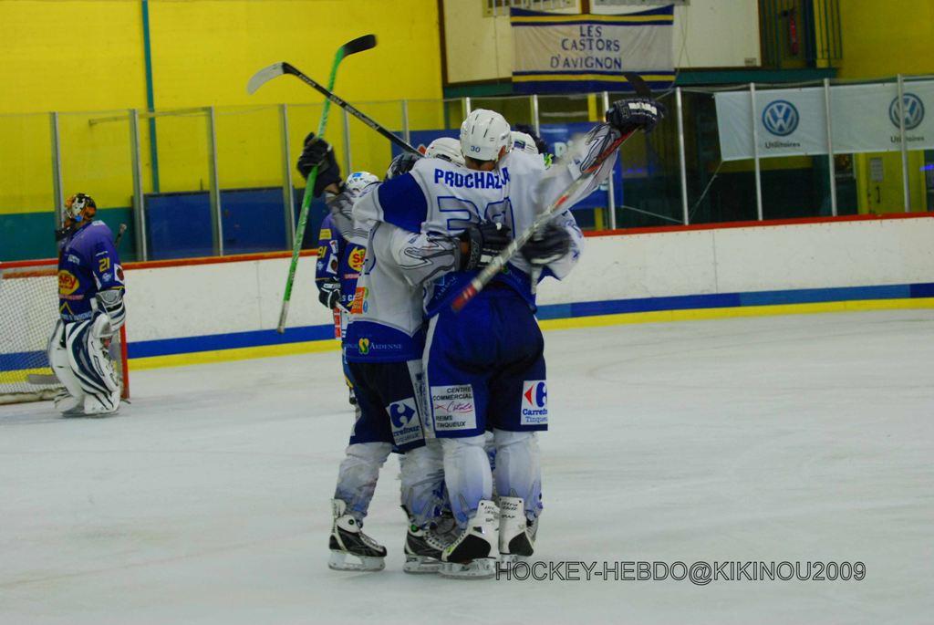 Avignon 8 - 7 Reims