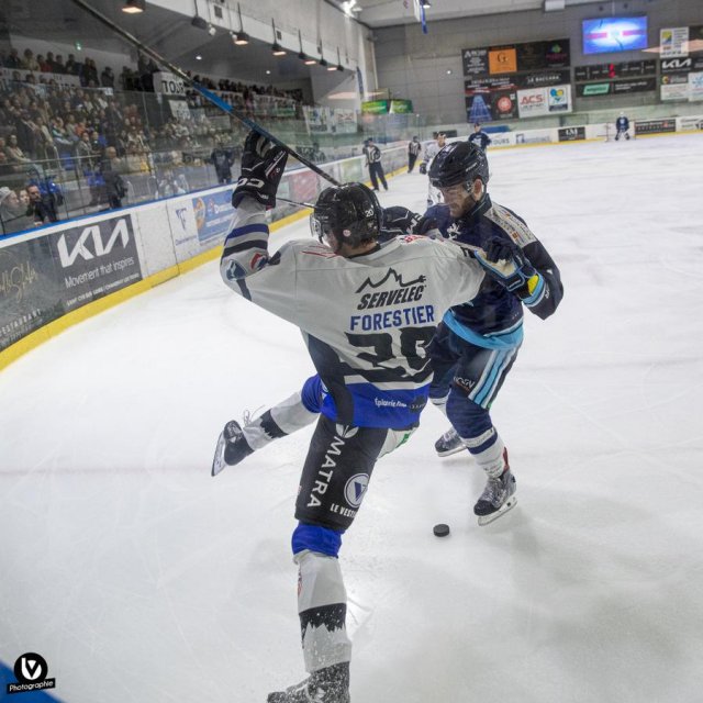 Photo hockey match Tours  - Courchevel-Méribel-Pralognan le 09/10/2024