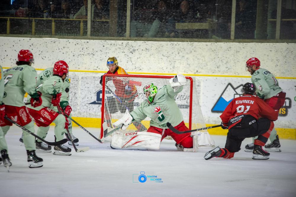 Chamonix  1 - 0 Cergy-Pontoise