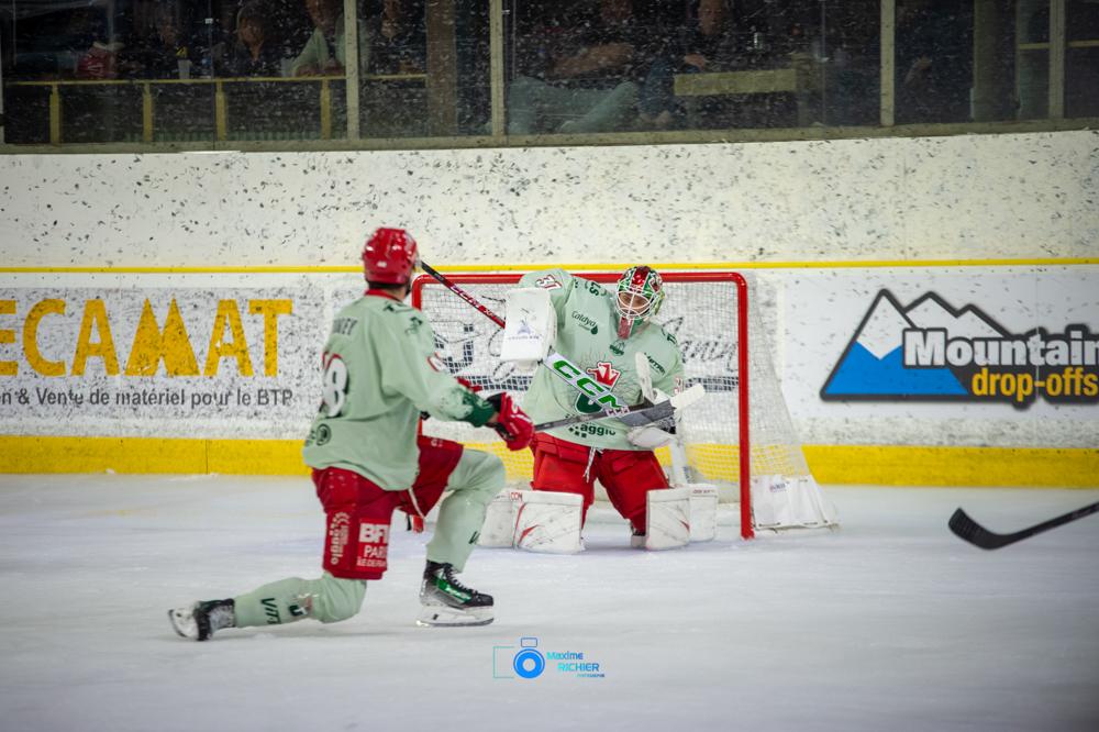 Chamonix  1 - 0 Cergy-Pontoise