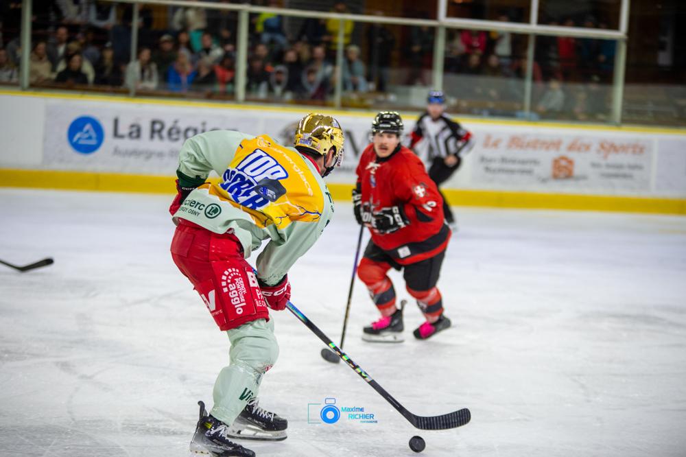 Chamonix  1 - 0 Cergy-Pontoise