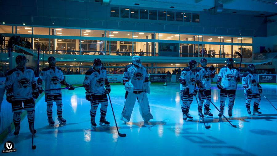 Tours  4 - 1 Neuilly/Marne