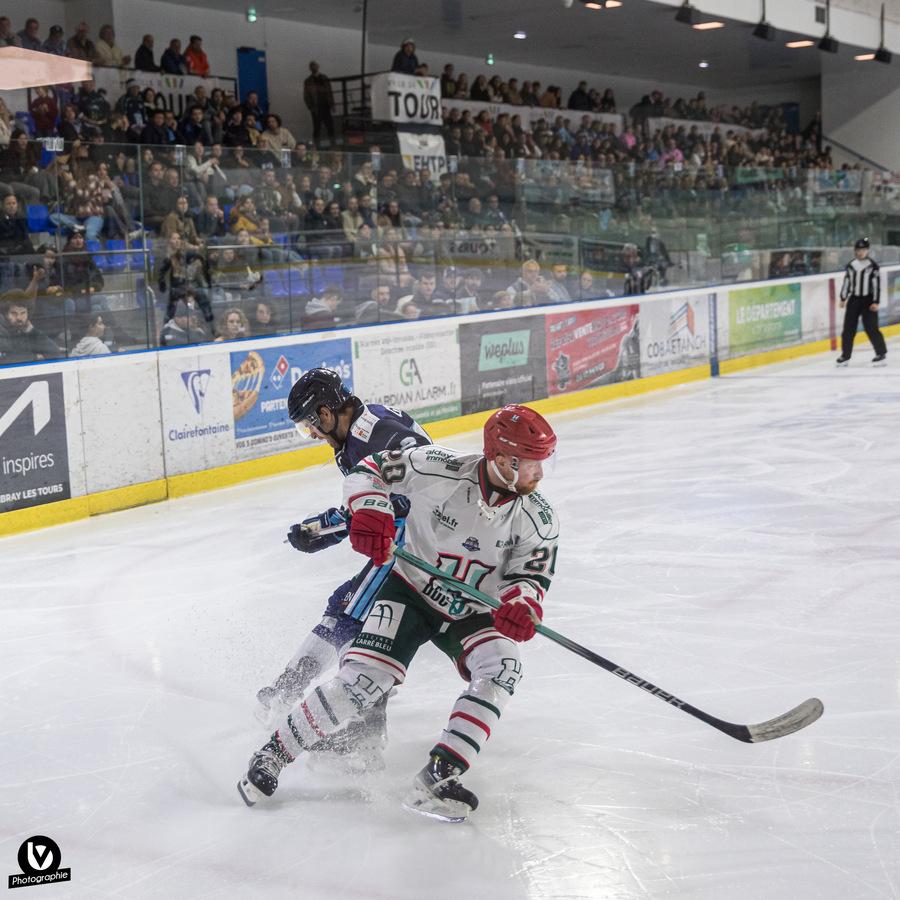 Tours  0 - 7 Anglet
