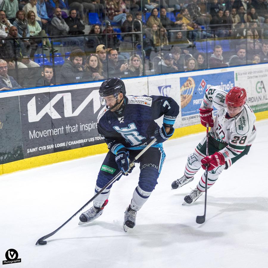 Tours  0 - 7 Anglet
