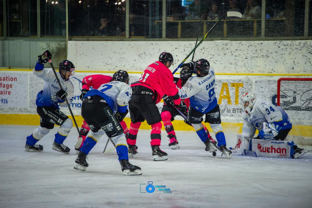 Chamonix  4 - 2 Gap 