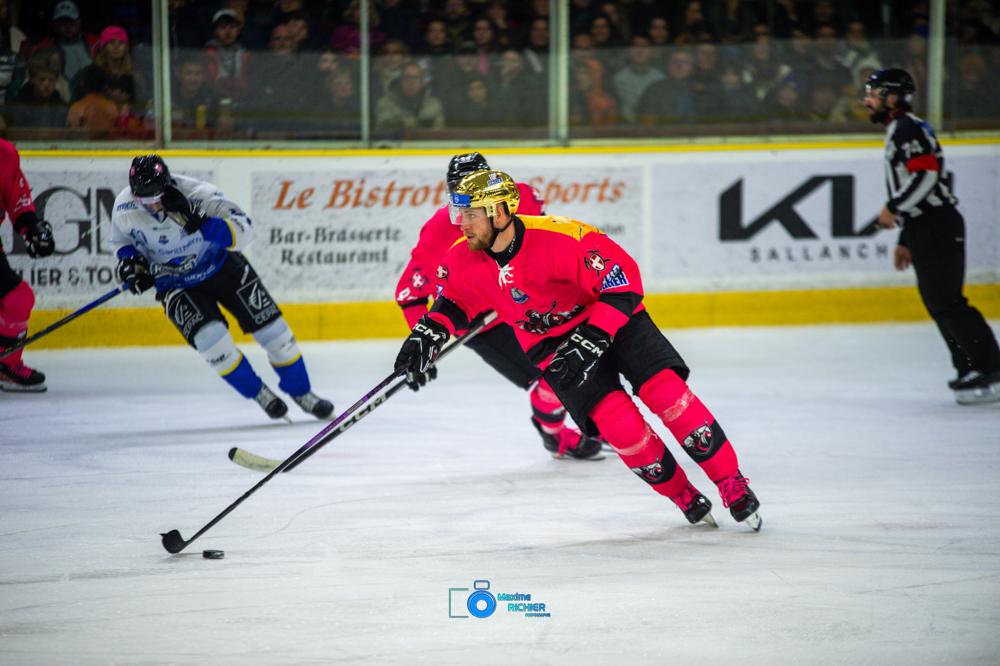 Chamonix  4 - 2 Gap 