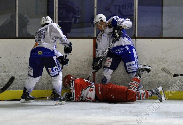 Photo hockey match Courbevoie  - Reims* le 27/10/2009