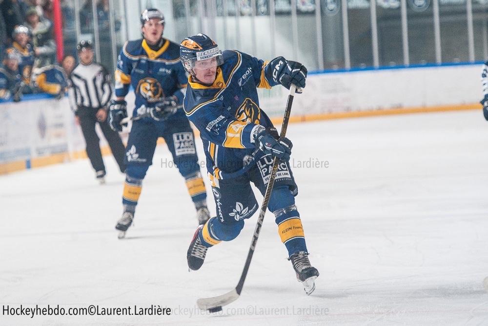 Villard-de-Lans 3 - 5 Dunkerque