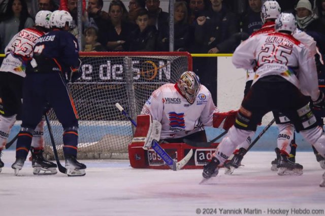 Photo hockey match Clermont-Ferrand - La Roche-sur-Yon le 09/11/2024