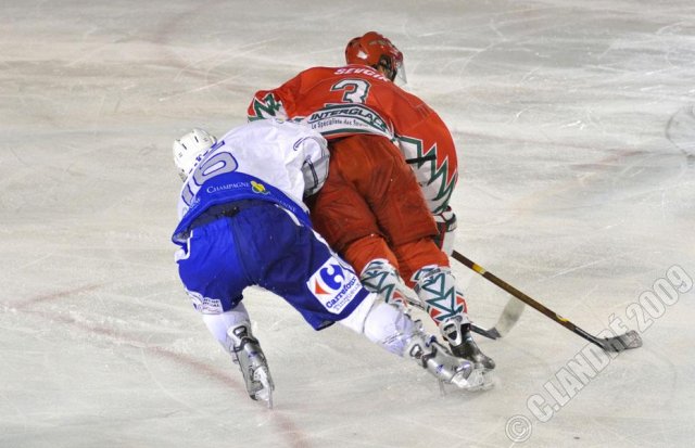 Photo hockey match Courbevoie  - Reims* le 27/10/2009