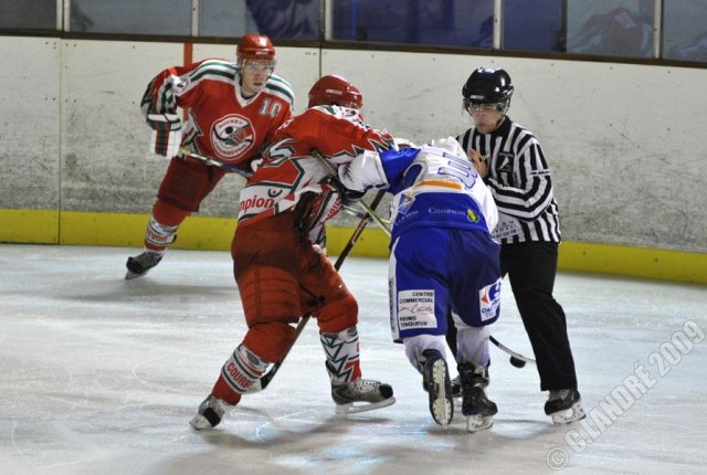 Photo hockey match Courbevoie  - Reims* le 27/10/2009