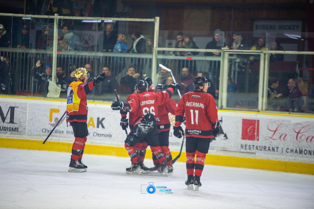 Chamonix  4 - 6 Amiens 