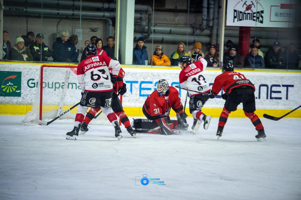 Chamonix  4 - 6 Amiens 