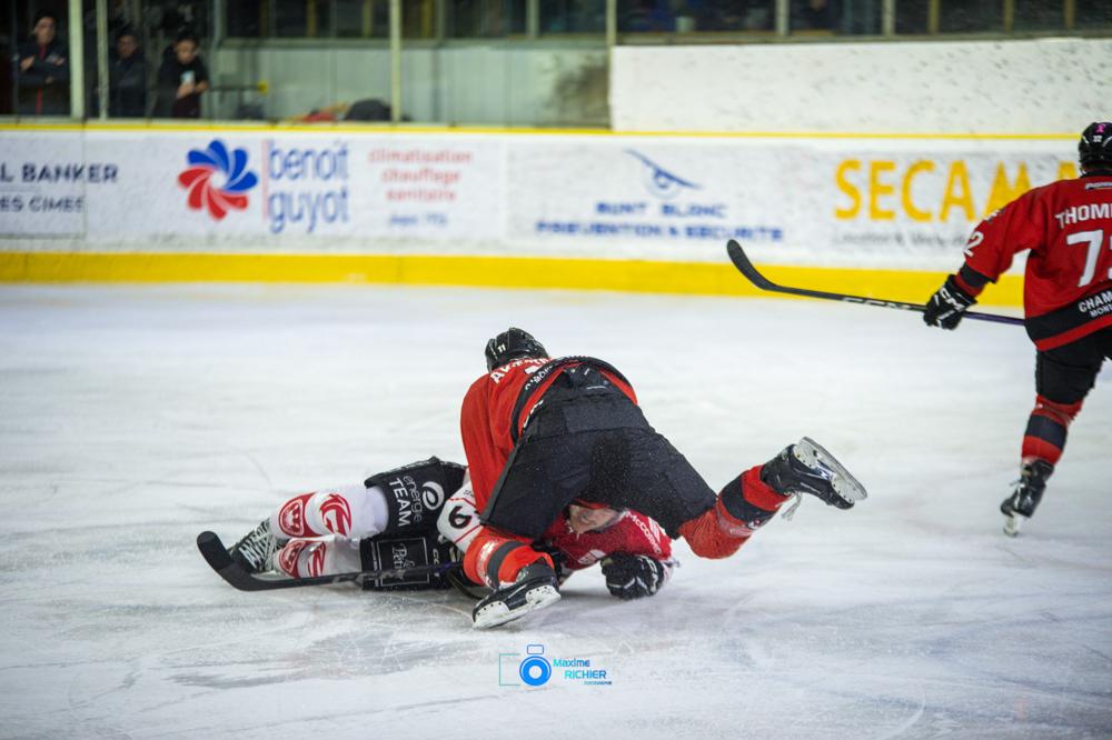 Chamonix  4 - 6 Amiens 