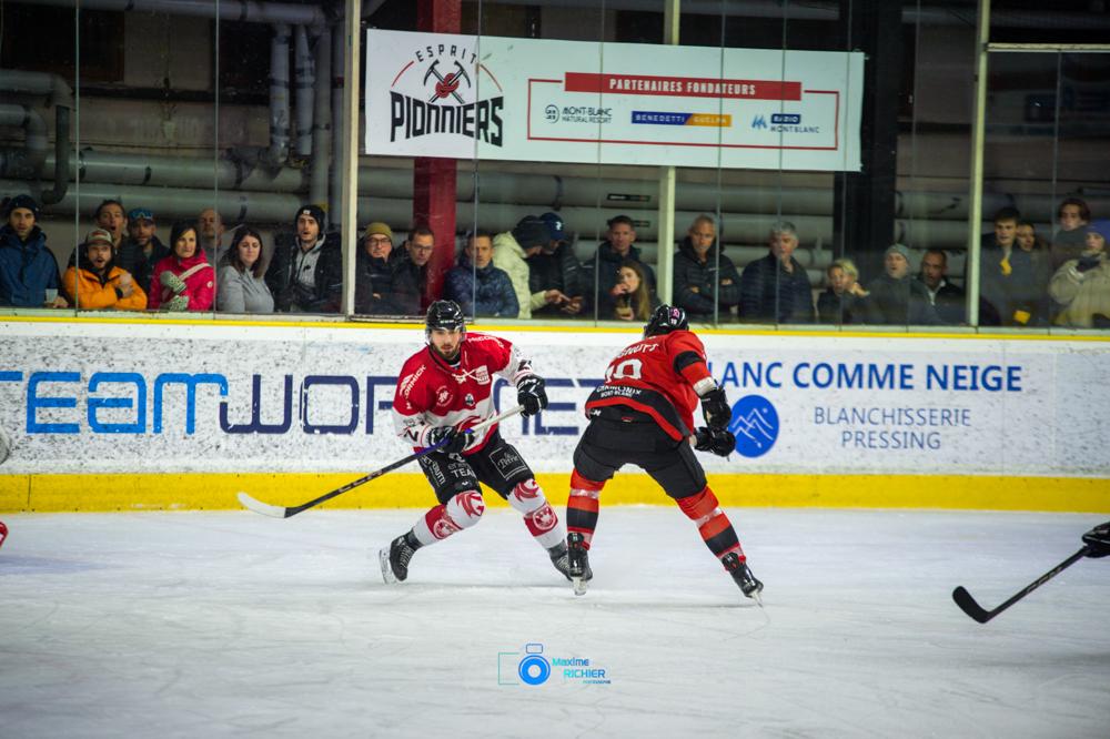 Chamonix  4 - 6 Amiens 