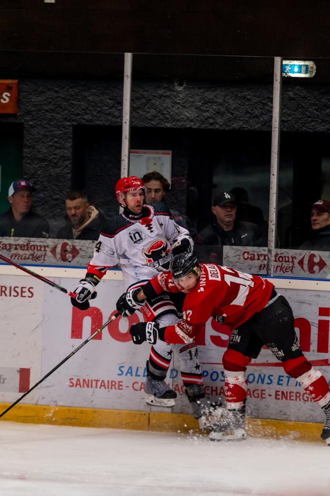 Morzine-Avoriaz 5 - 0 Neuilly/Marne