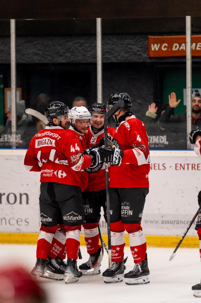 Morzine-Avoriaz 5 - 0 Neuilly/Marne