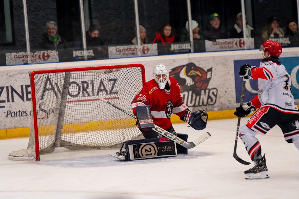 Morzine-Avoriaz 5 - 0 Neuilly/Marne