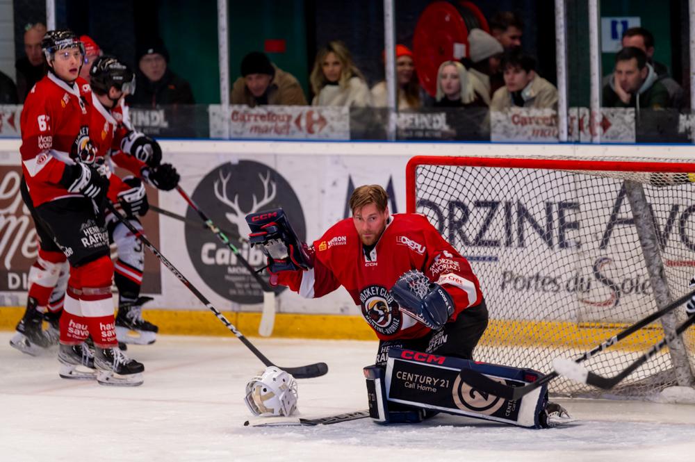 Morzine-Avoriaz 5 - 0 Neuilly/Marne