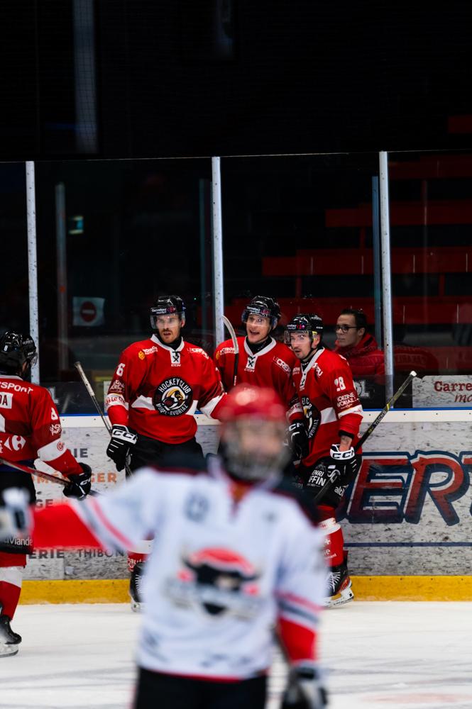 Morzine-Avoriaz 5 - 0 Neuilly/Marne