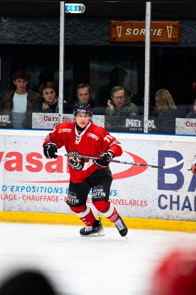 Morzine-Avoriaz 5 - 0 Neuilly/Marne