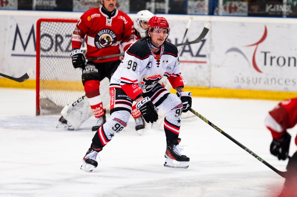 Morzine-Avoriaz 5 - 0 Neuilly/Marne