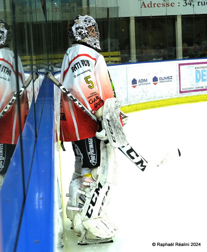 Nice II 10 - 2 Nimes