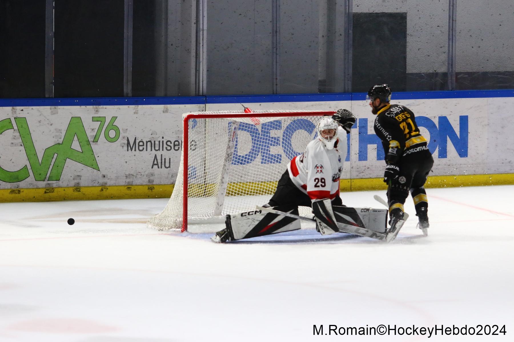 Rouen 3 - 4 Chamonix 