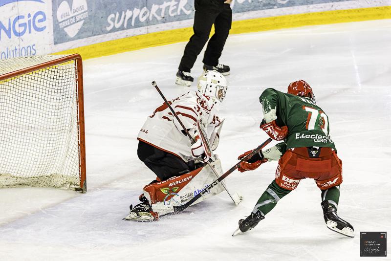 Cergy-Pontoise 4 - 3 Briançon 