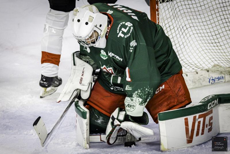 Cergy-Pontoise 3 - 4 Chamonix 